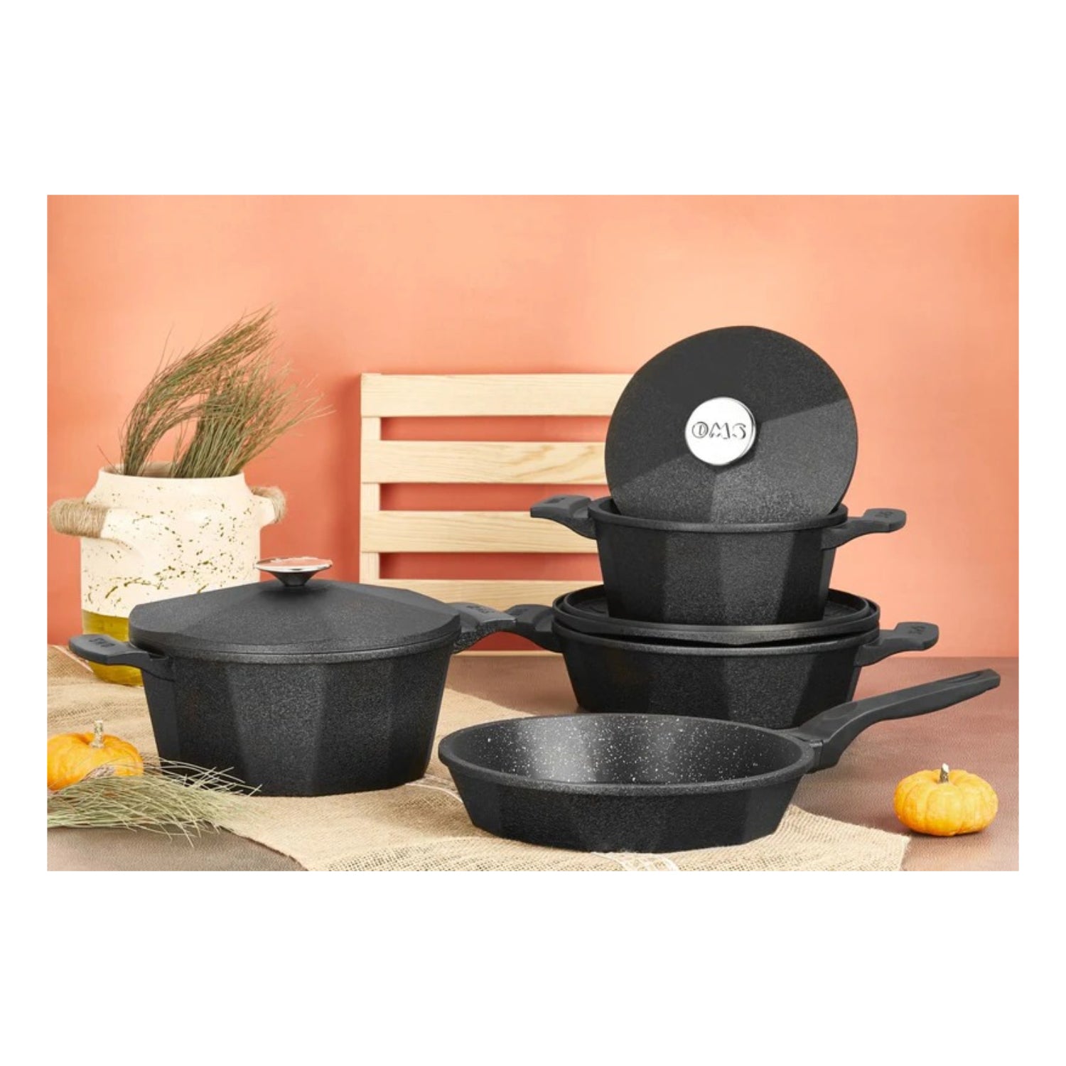 O.M.S. Die-cast Dodeca Quartz 7 Pcs Cooking Set Pots 26+24+20cm + Frypan 26cm Black TOM021 | Kitchen Appliance O.M.S. Die-cast Dodeca Quartz 7 Pcs Cooking Set Pots 26+24+20cm + Frypan 26cm Black TOM021 | Kitchen Appliance