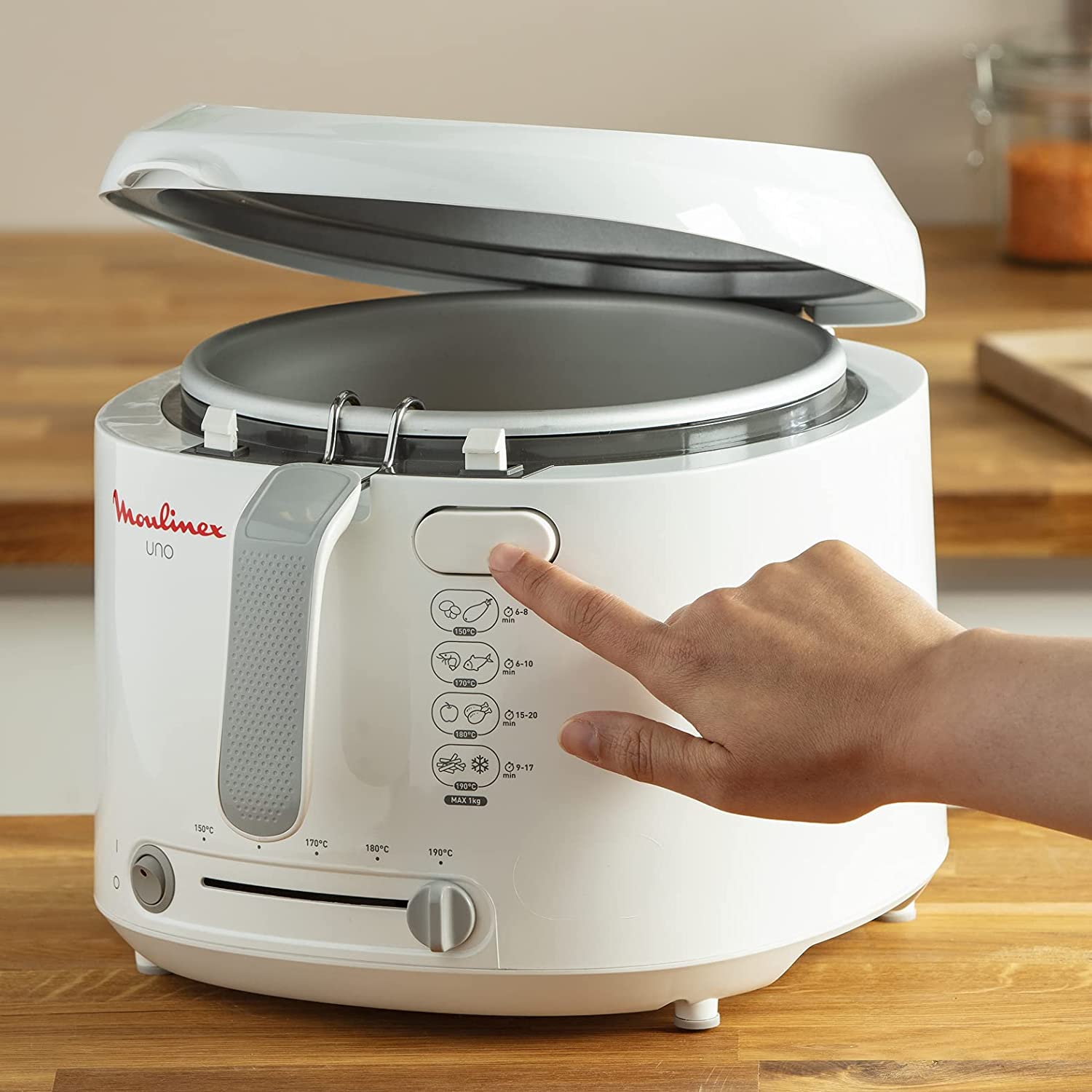 Moulinex 1.8 Liter 1600W Deep Fryer White AF203127 | Kitchen Appliances Moulinex 1.8 Liter 1600W Deep Fryer White AF203127 | Kitchen Appliances