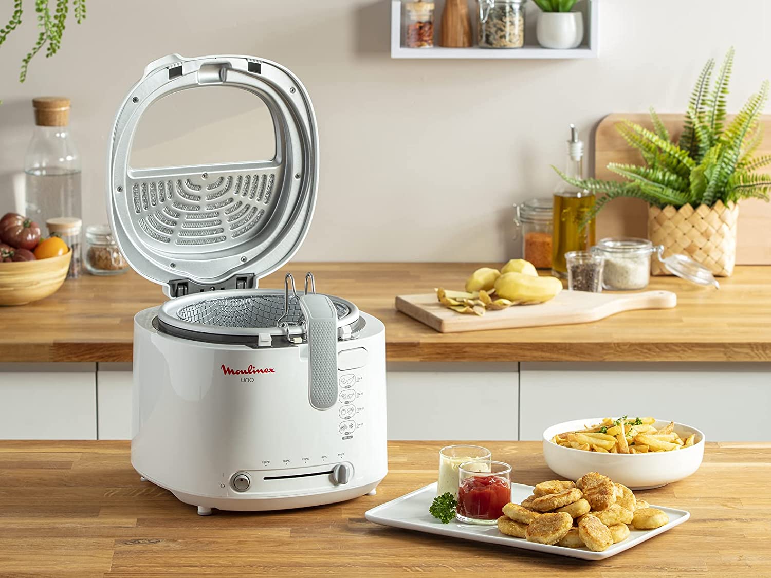 Moulinex 1.8 Liter 1600W Deep Fryer White AF203127 | Kitchen Appliances Moulinex 1.8 Liter 1600W Deep Fryer White AF203127 | Kitchen Appliances