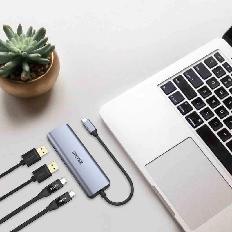 Unitek uHUB Q4 Next 4-in-1 USB-C Hub (2 USB + 2 Type C) H1107Q